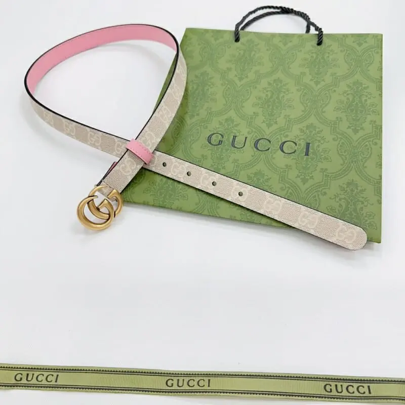 gucci aaa quality Ceintures pour femme s_10b562a